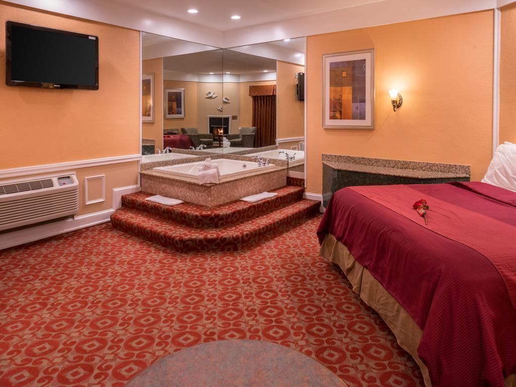 Inn Of The Dove Romantic Luxury & Business Suites Bensalem Exteriér fotografie