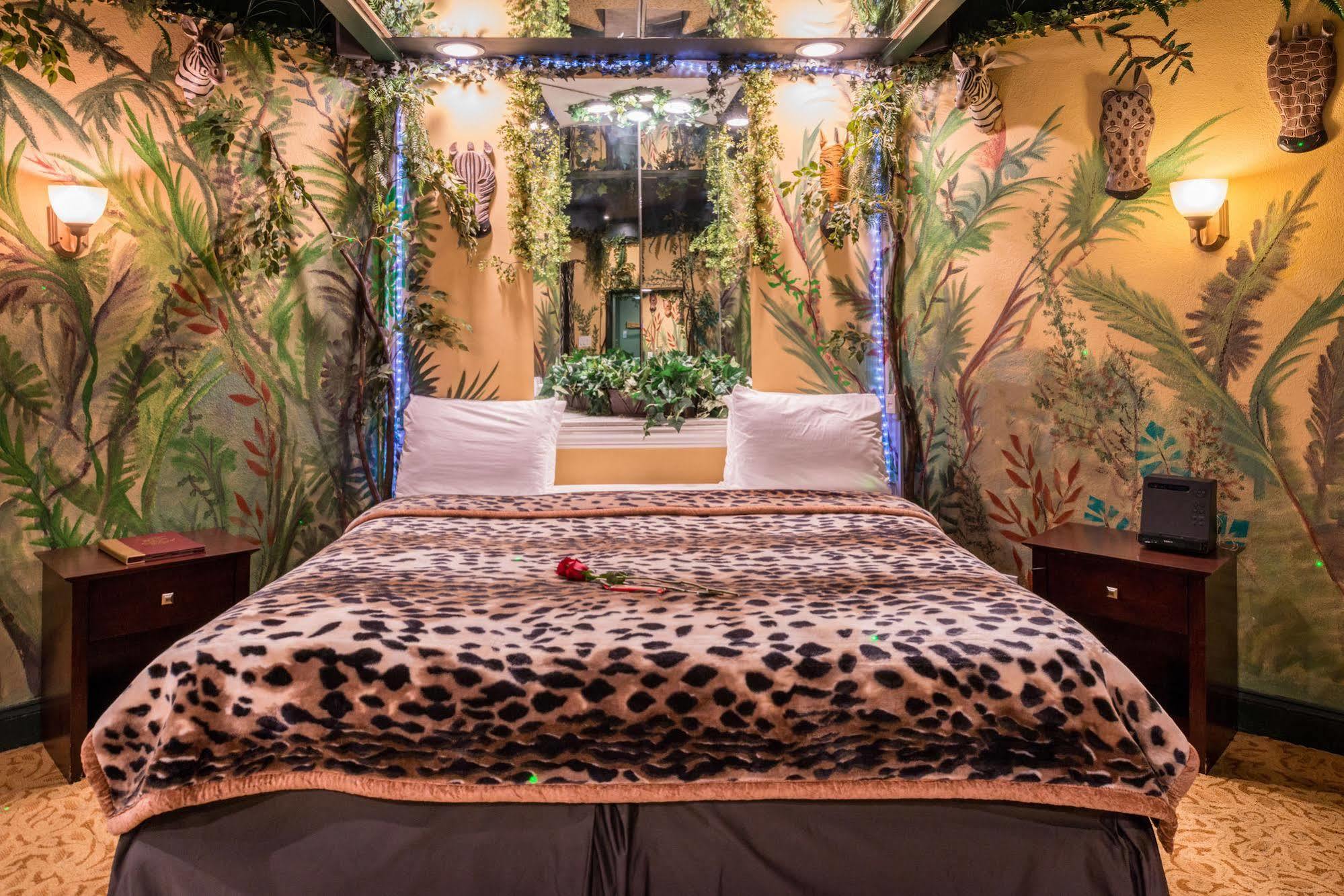 Inn Of The Dove Romantic Luxury & Business Suites Bensalem Exteriér fotografie