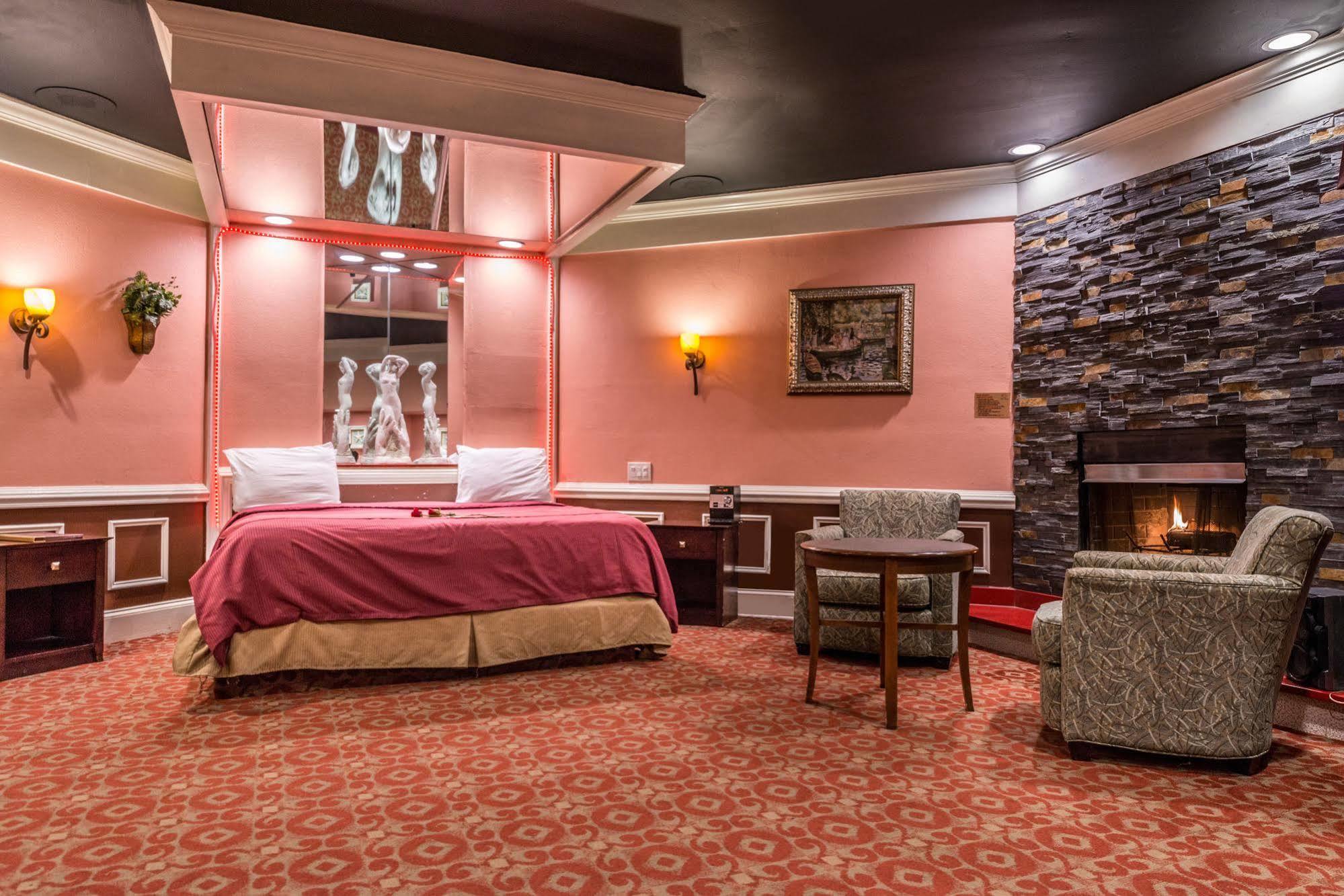 Inn Of The Dove Romantic Luxury & Business Suites Bensalem Exteriér fotografie