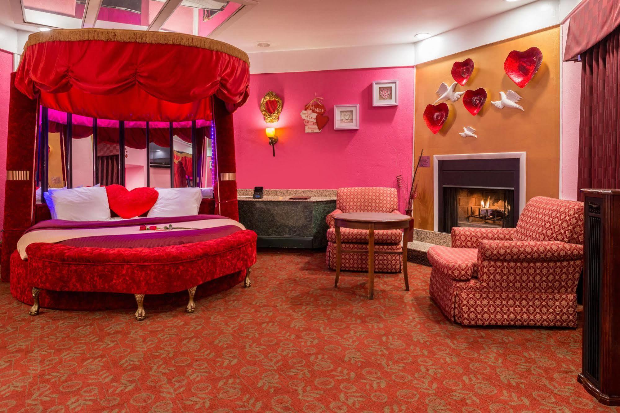 Inn Of The Dove Romantic Luxury & Business Suites Bensalem Exteriér fotografie